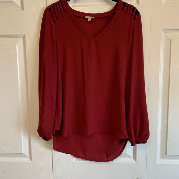 Lily white dark red sheer like blouse with cut out shoulders - Picture 2 of 8